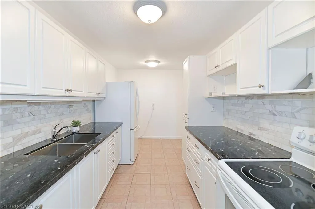 270 Palmdale Drive, #1601