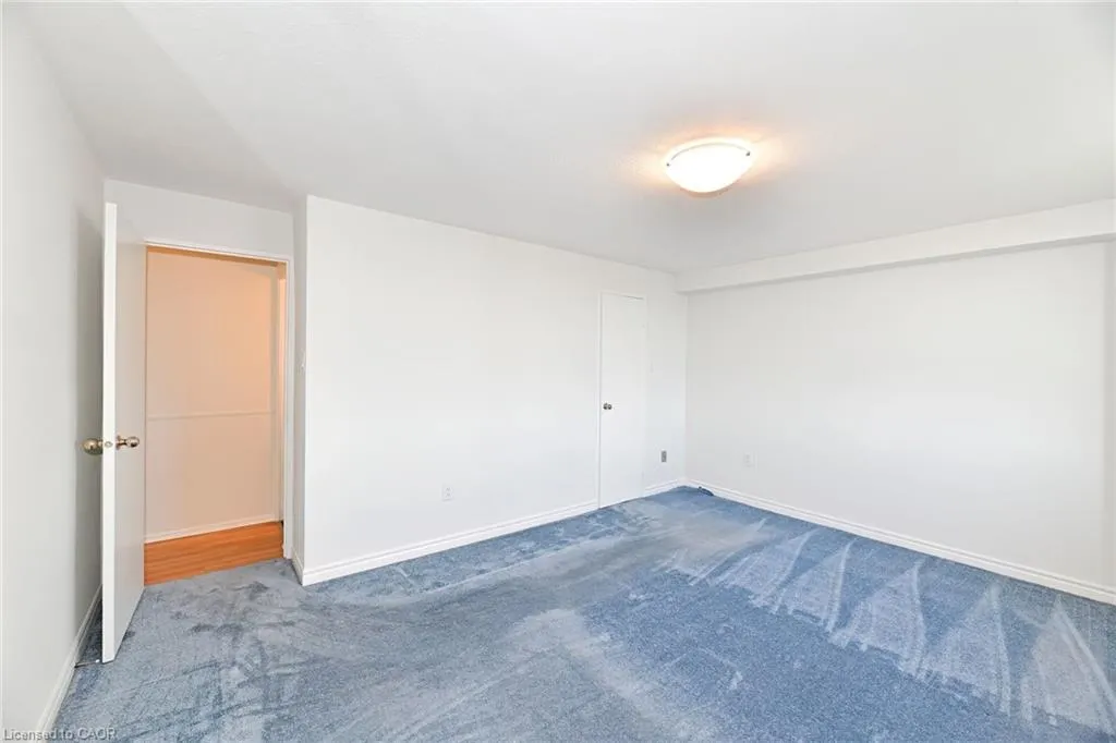 270 Palmdale Drive, #1601