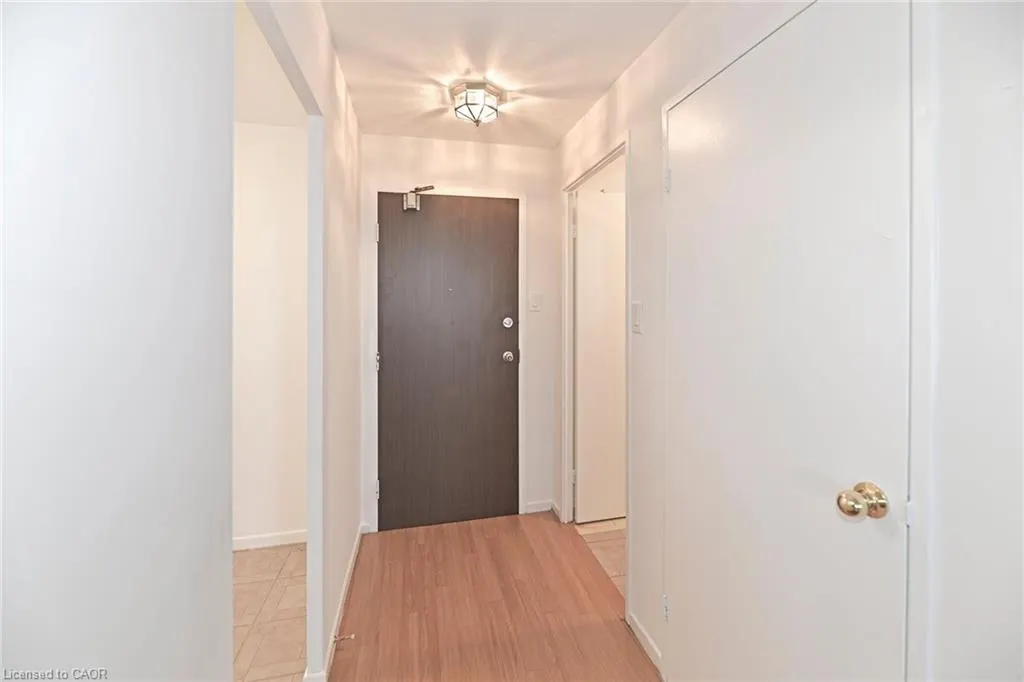 270 Palmdale Drive, #1601