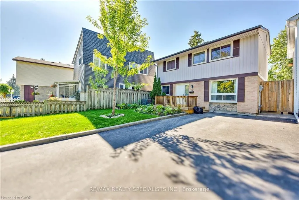 25 Homer Square