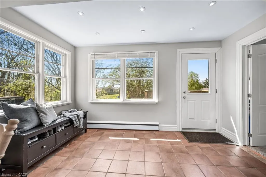 22 Tolhurst Avenue