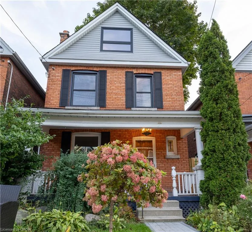 21 Sunset Avenue