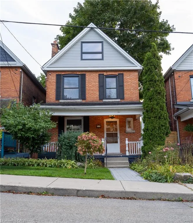 21 Sunset Avenue
