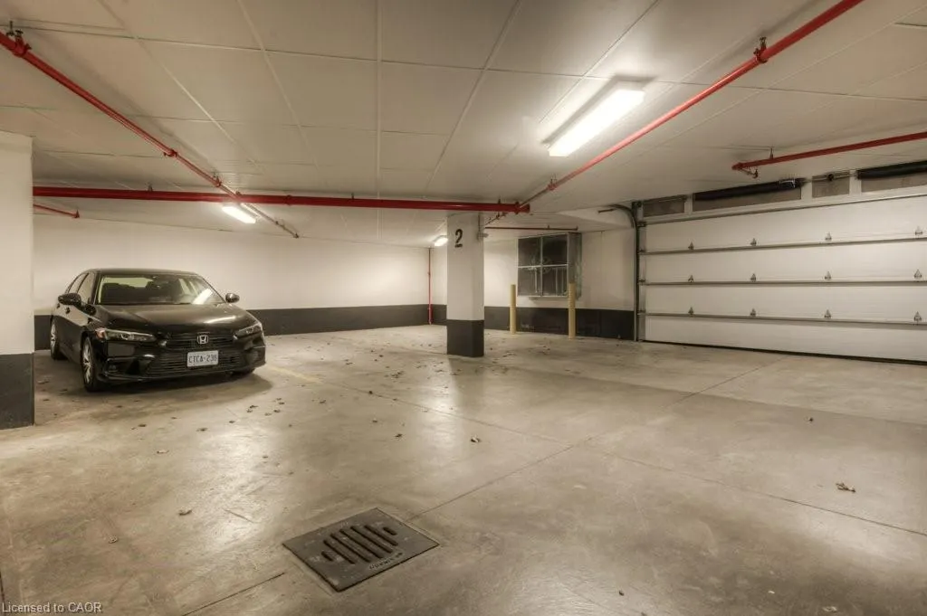 110 Fergus Avenue, #301