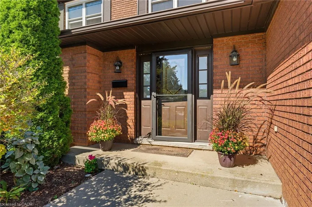 275 Cornwallis Road