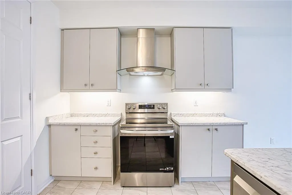 123 Port Crescent