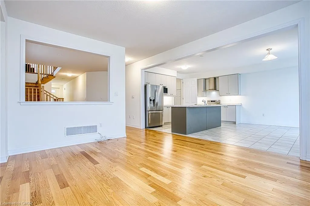 123 Port Crescent