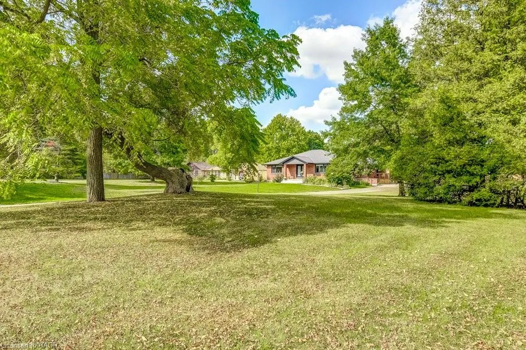 542 Paris Road