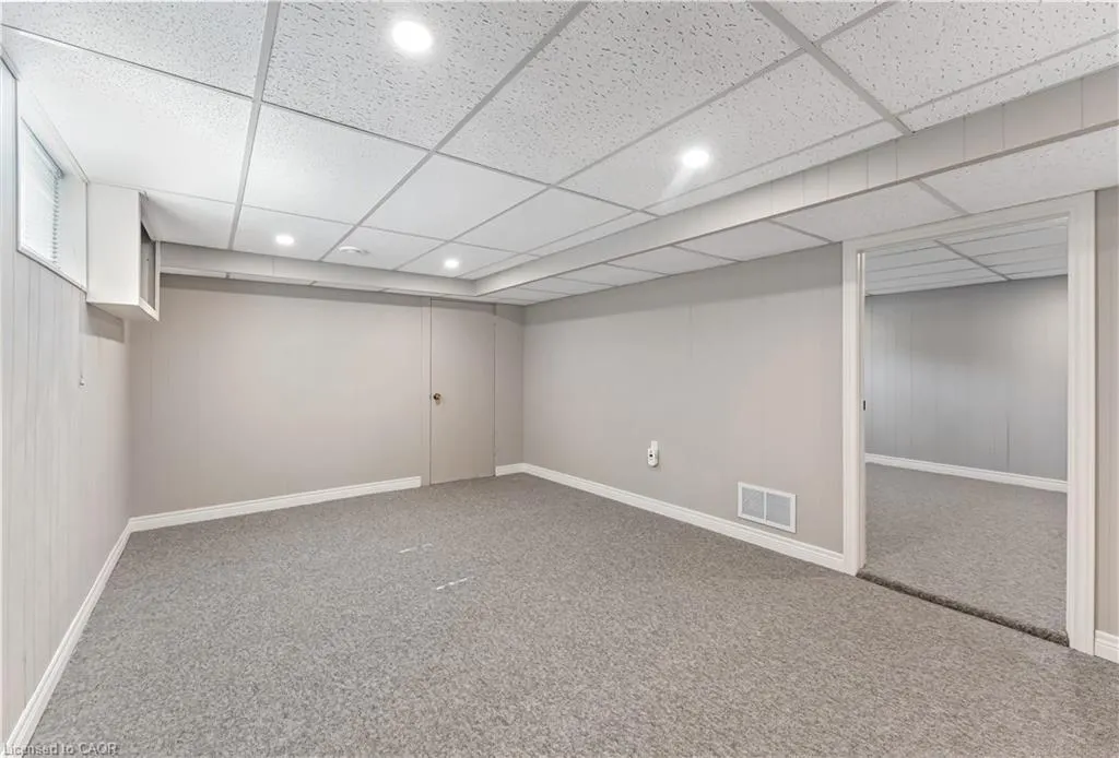 323 Hixon Road