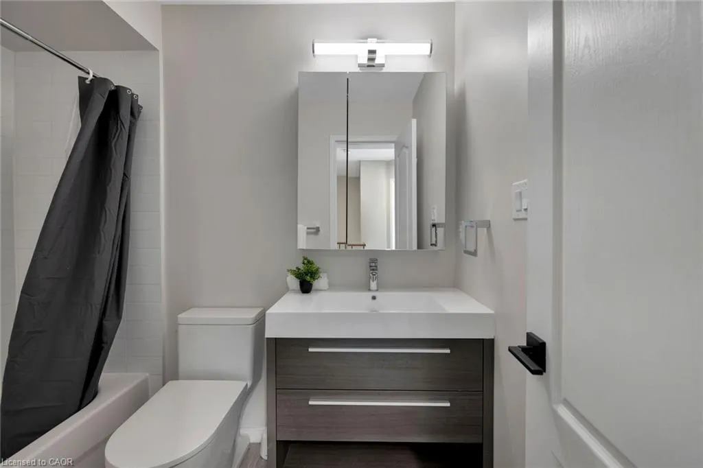15 Hays Boulevard, #10