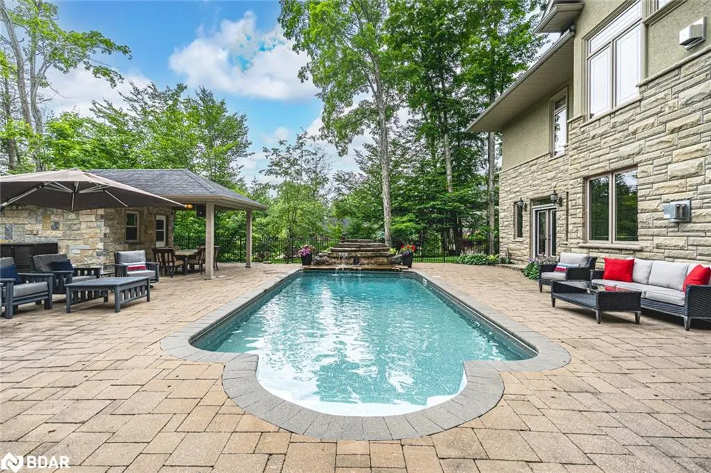 32 Gallagher Crescent