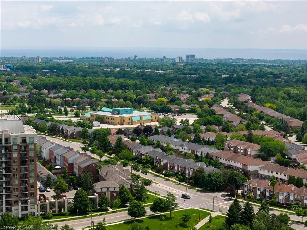 15 Hays Boulevard, #10