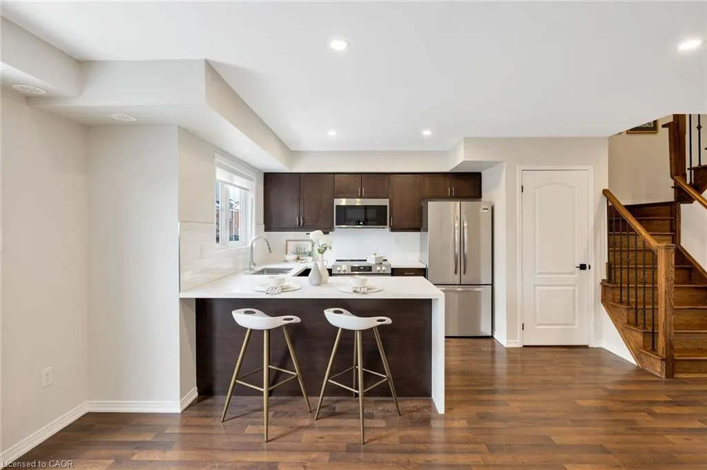 15 Hays Boulevard, #10