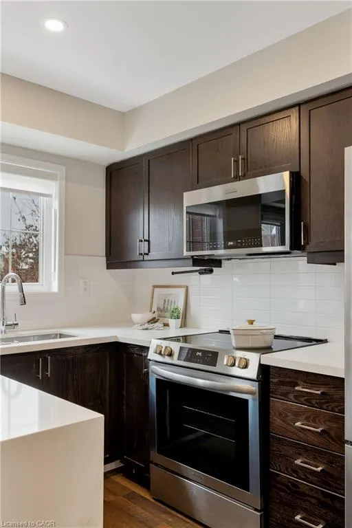 15 Hays Boulevard, #10