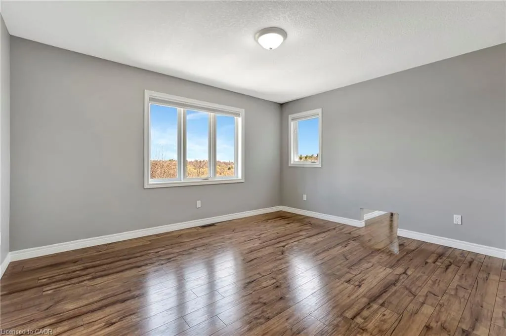 70 Governors Road E