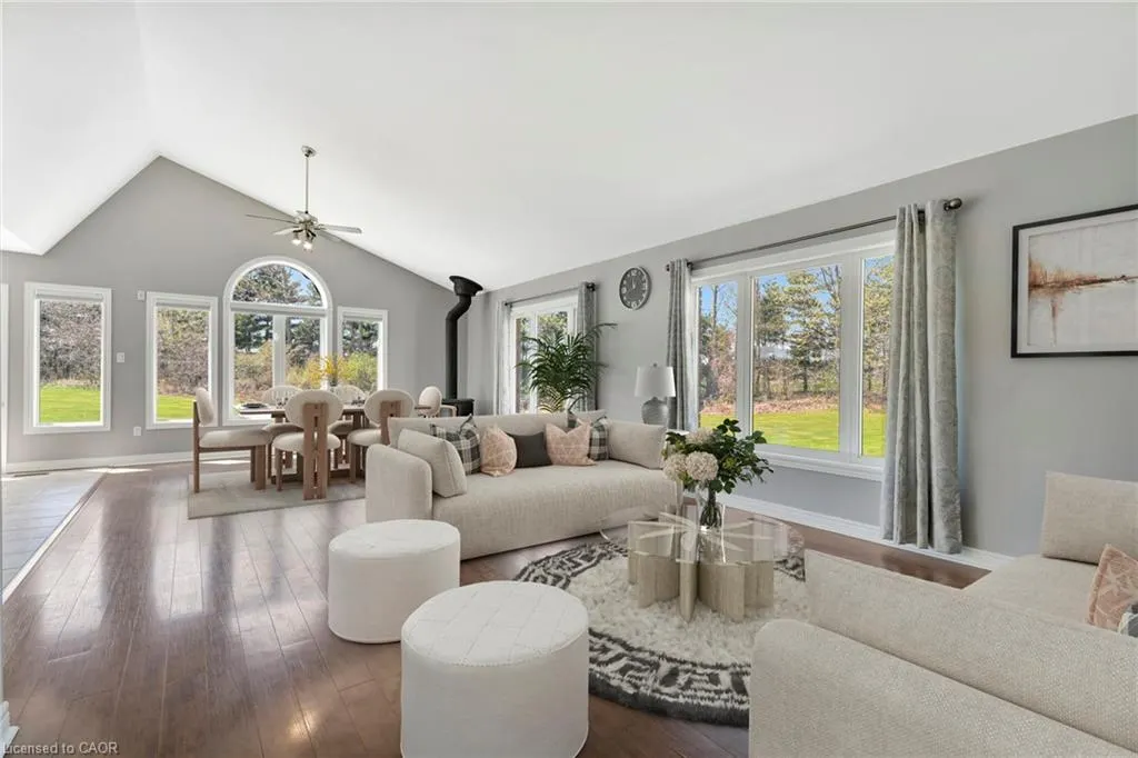 70 Governors Road E