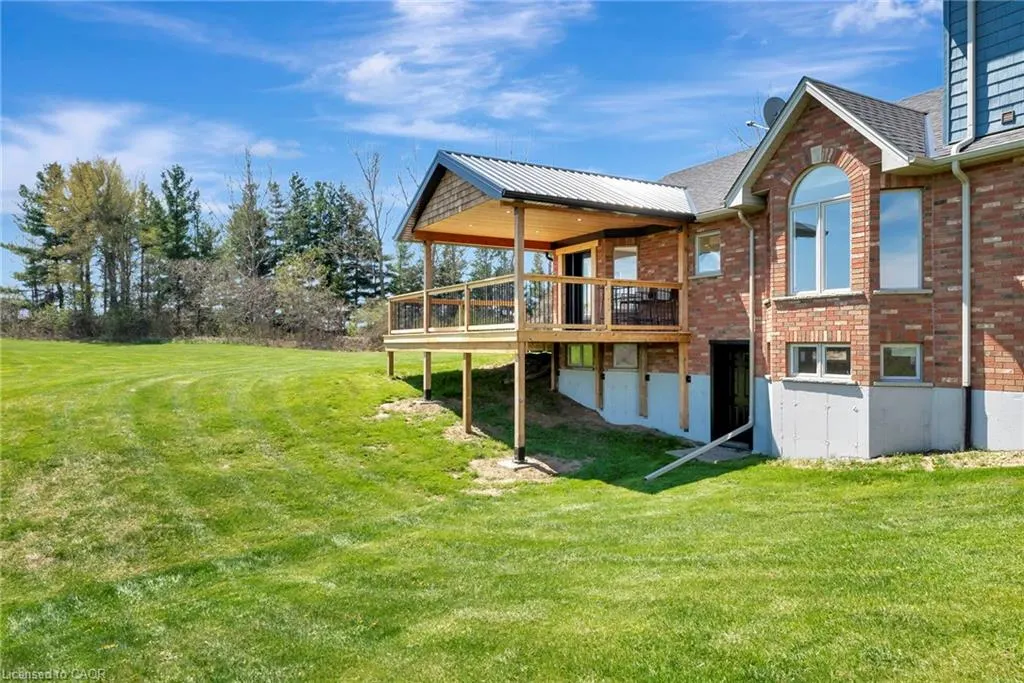 70 Governors Road E