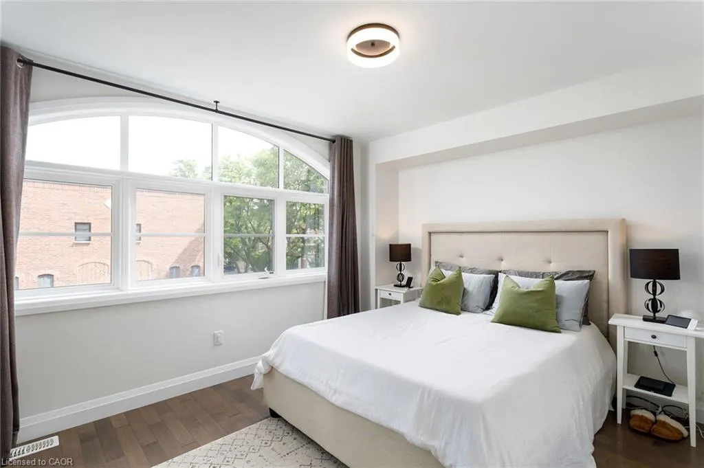 405 Plains Road, #22