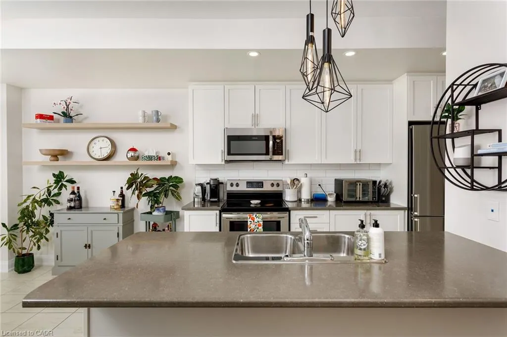 405 Plains Road, #22