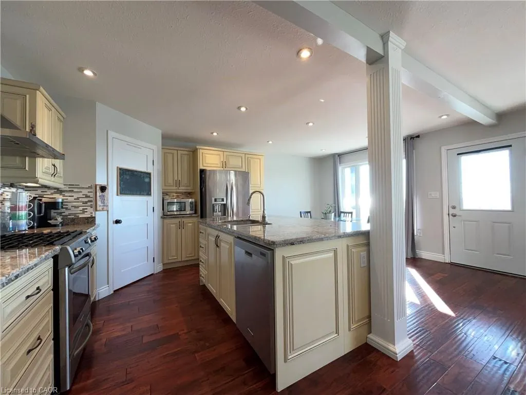 2801 North Shore Drive