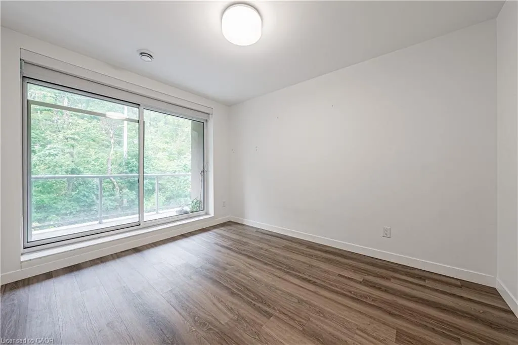 479 Charlton Avenue E, #209