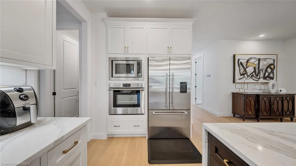 242 Mount Pleasant Street, #17