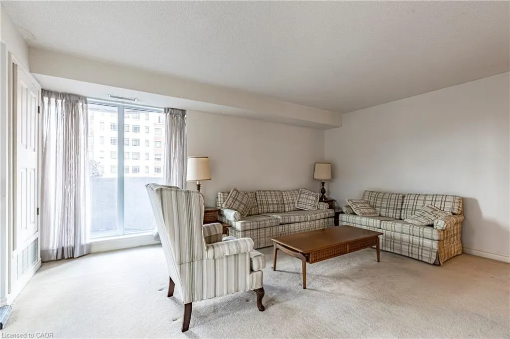67 Caroline Street S, #304 (3D)