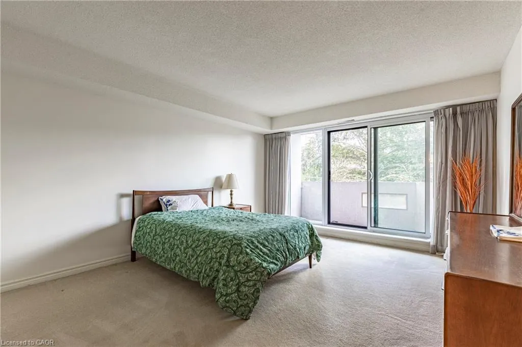 67 Caroline Street S, #304 (3D)