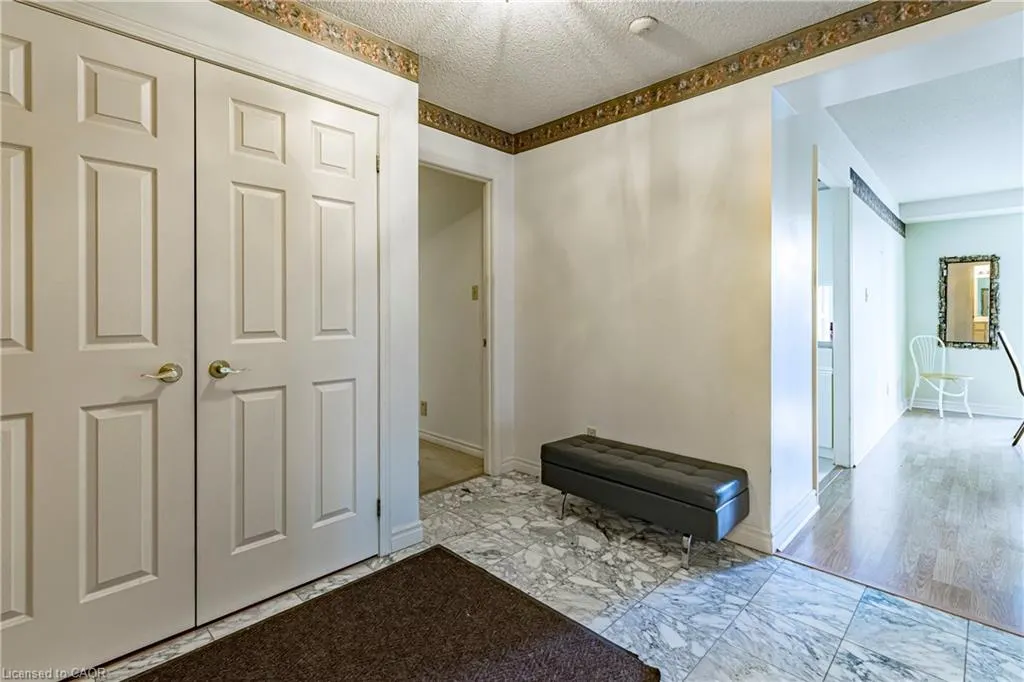 67 Caroline Street S, #304 (3D)