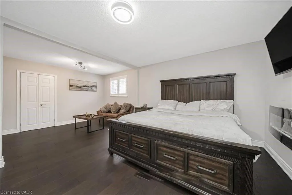 5 Orsi Road