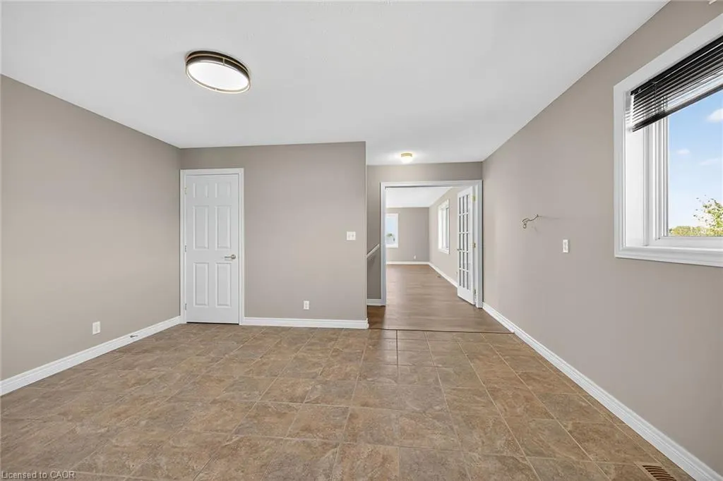 665 Concession 8 Road