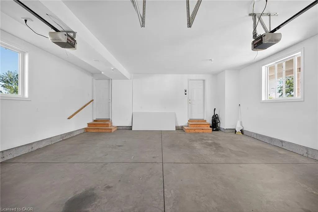 665 Concession 8 Road