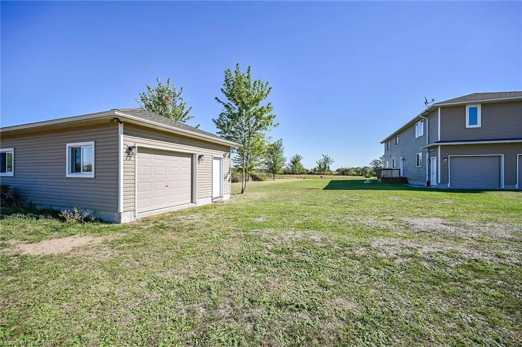 665 Concession 8 Road