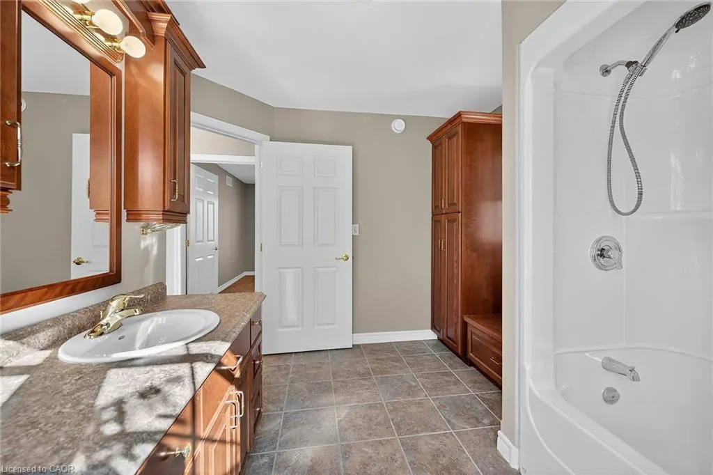665 Concession 8 Road
