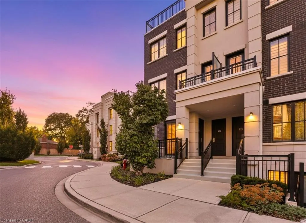 657 Cricklewood Drive, #532