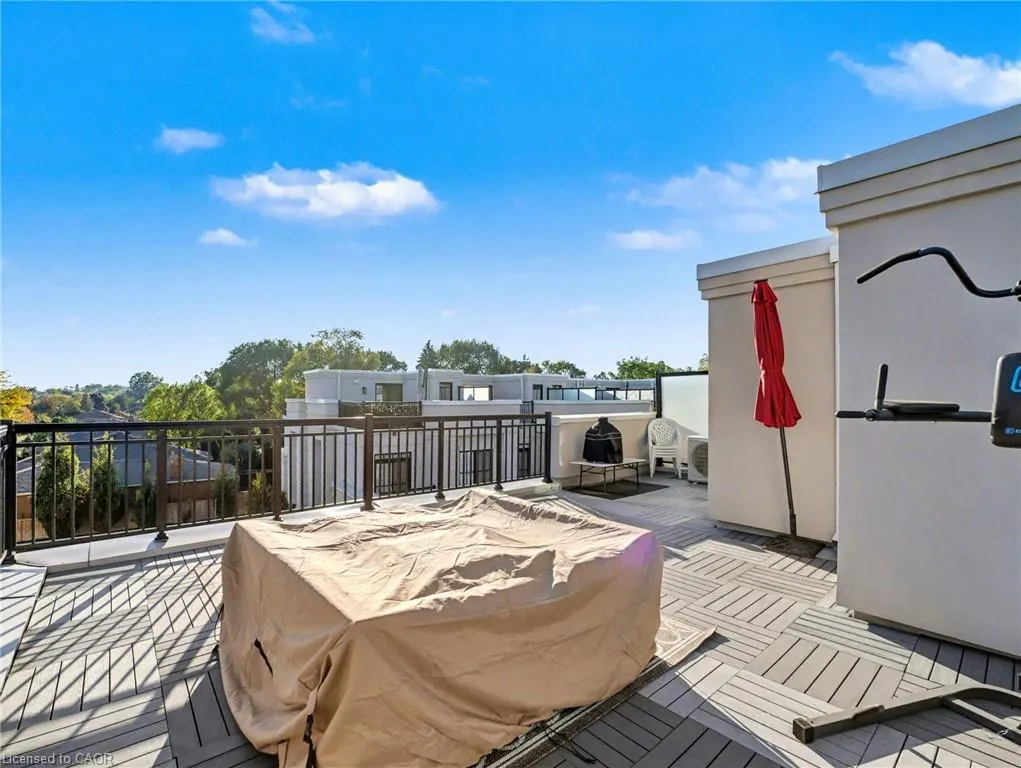 657 Cricklewood Drive, #532