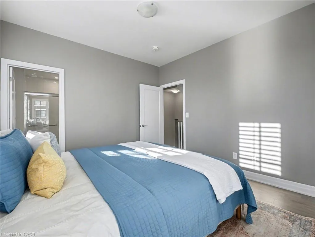 657 Cricklewood Drive, #532