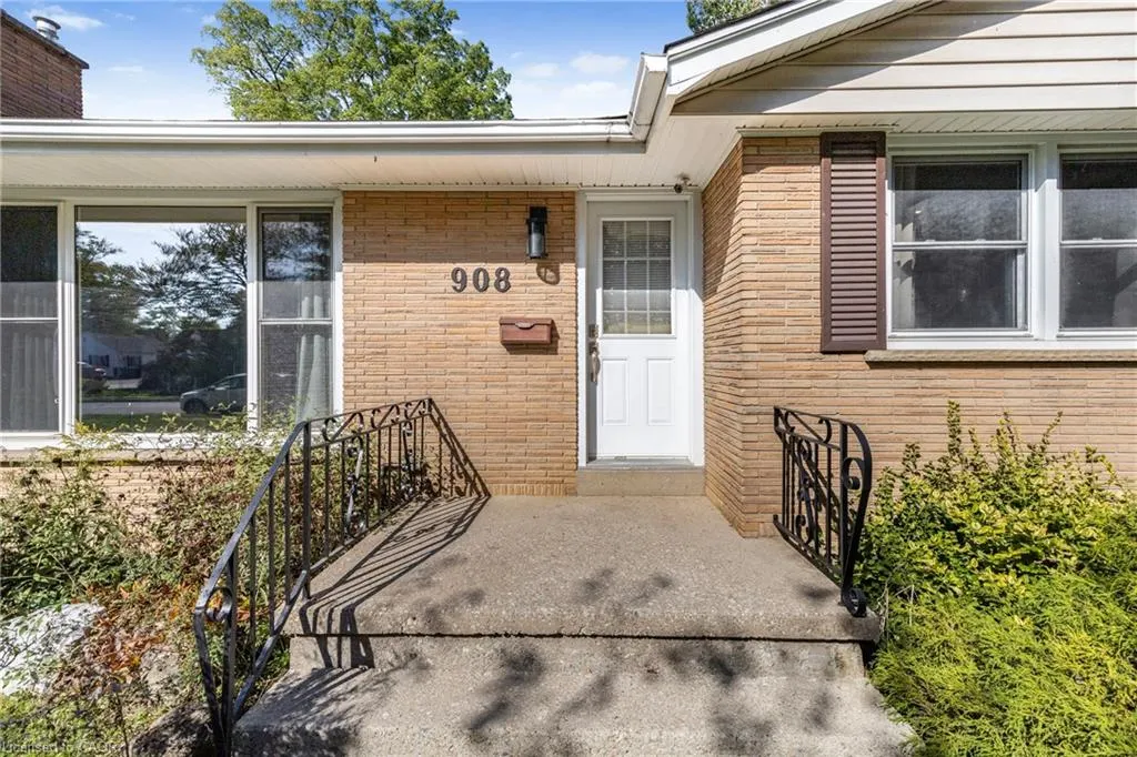908 Cedar Street