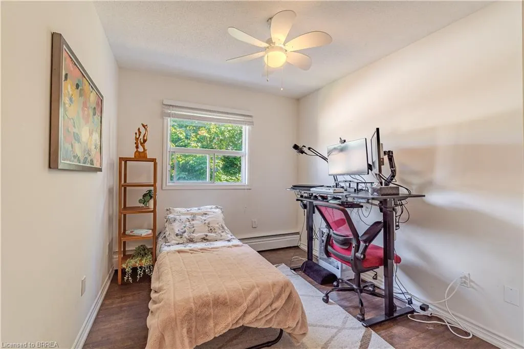 648 Grey Street, #305
