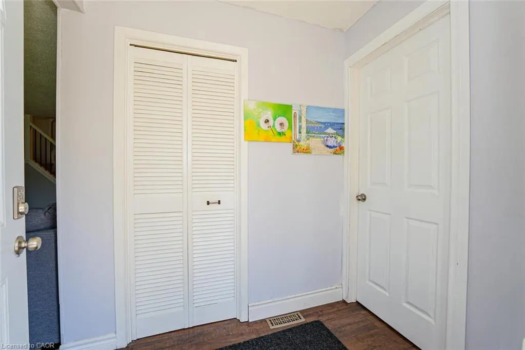 14 Williamsburg Road, #38