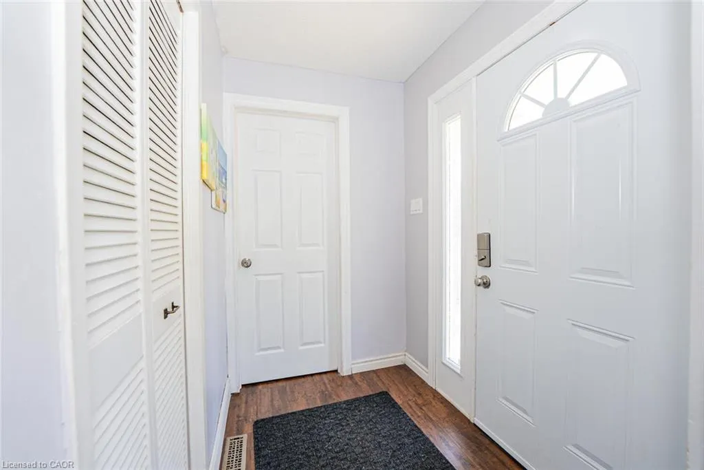 14 Williamsburg Road, #38