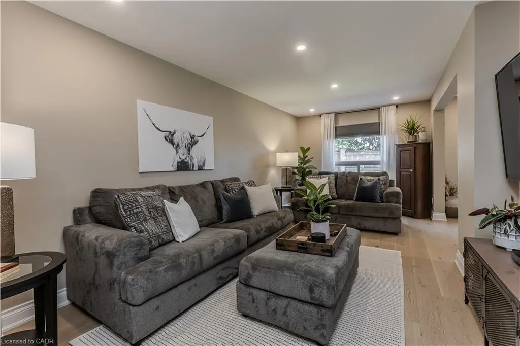1415 Hazelton Boulevard, #23
