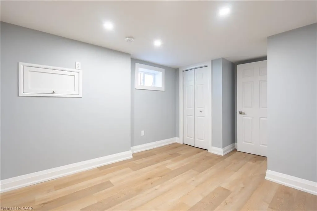 229 West 33rd Street