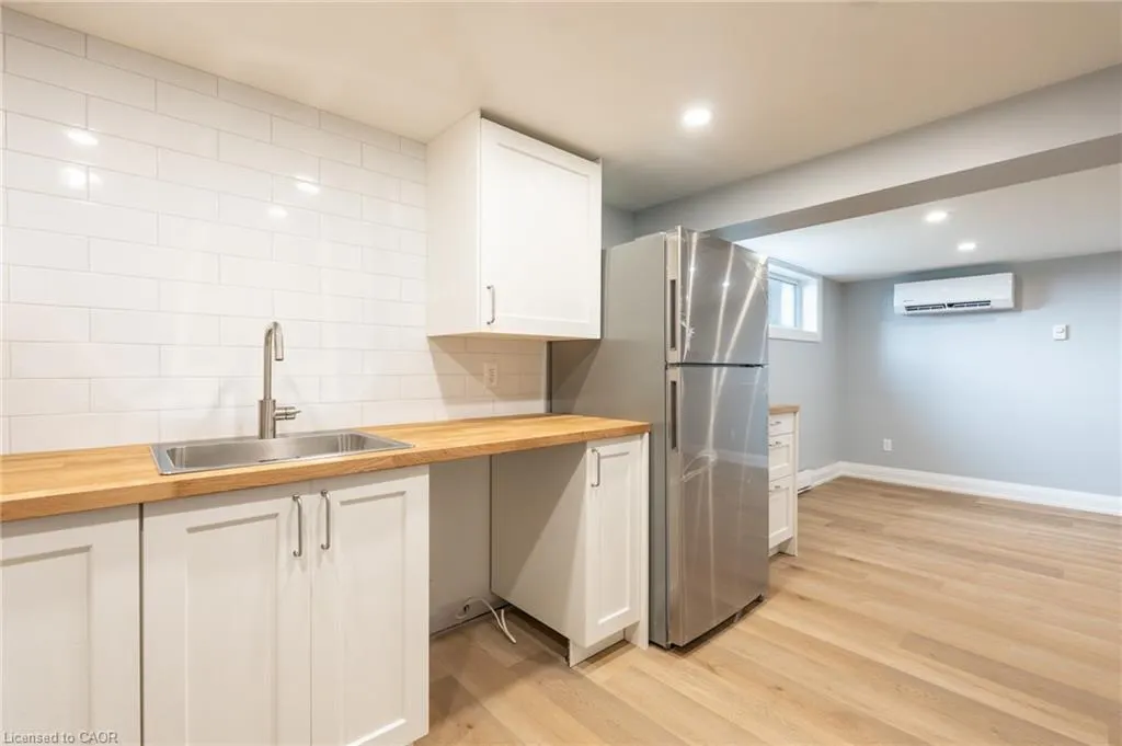 229 West 33rd Street