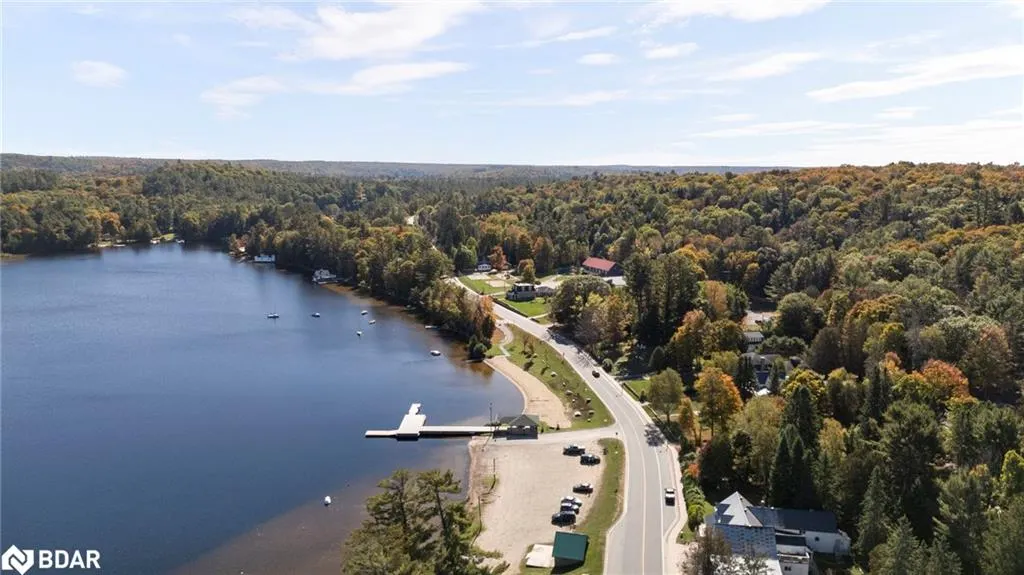 328 Muskoka Road 10 Road