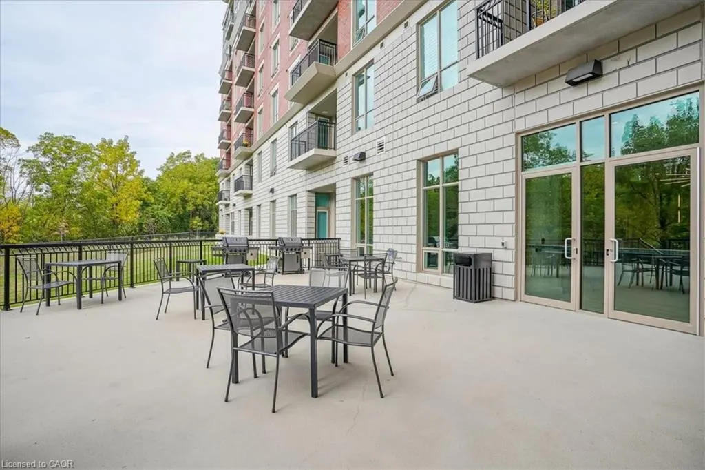 2750 King Street E, #508