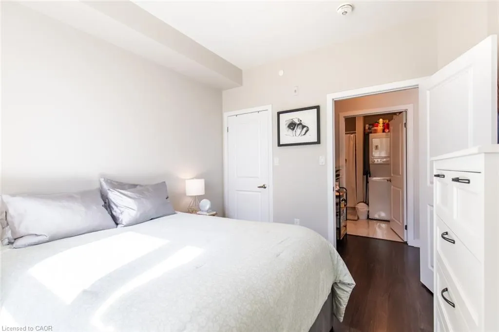 125 Shoreview Place, #116