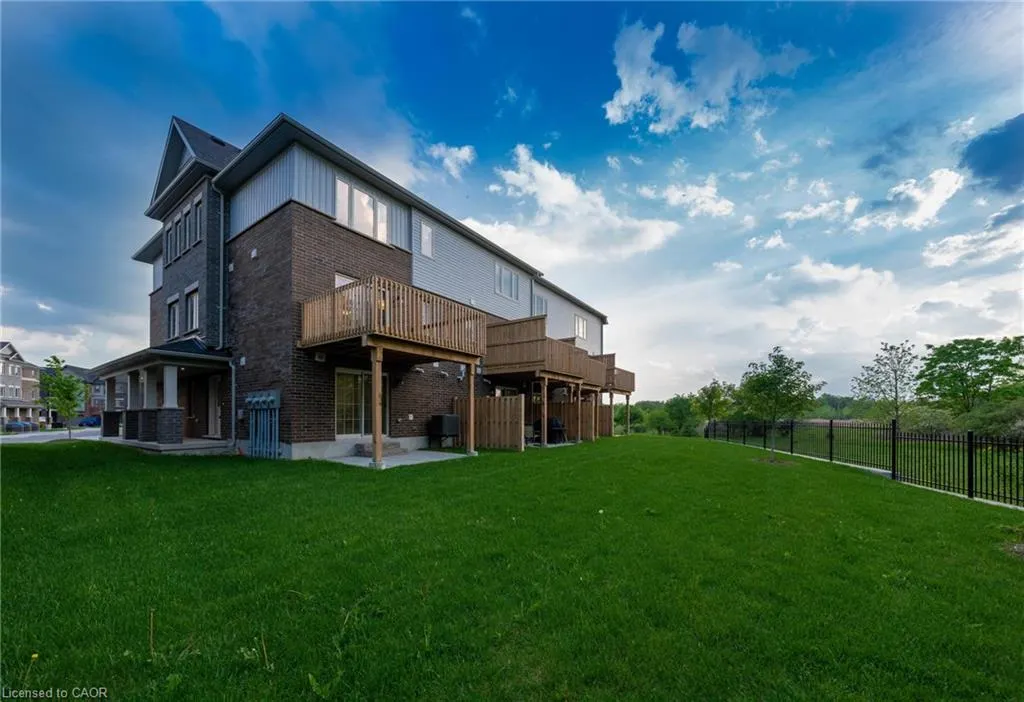 311 Woolwich Street, #27