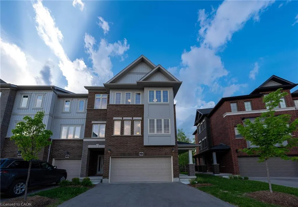 311 Woolwich Street, #27