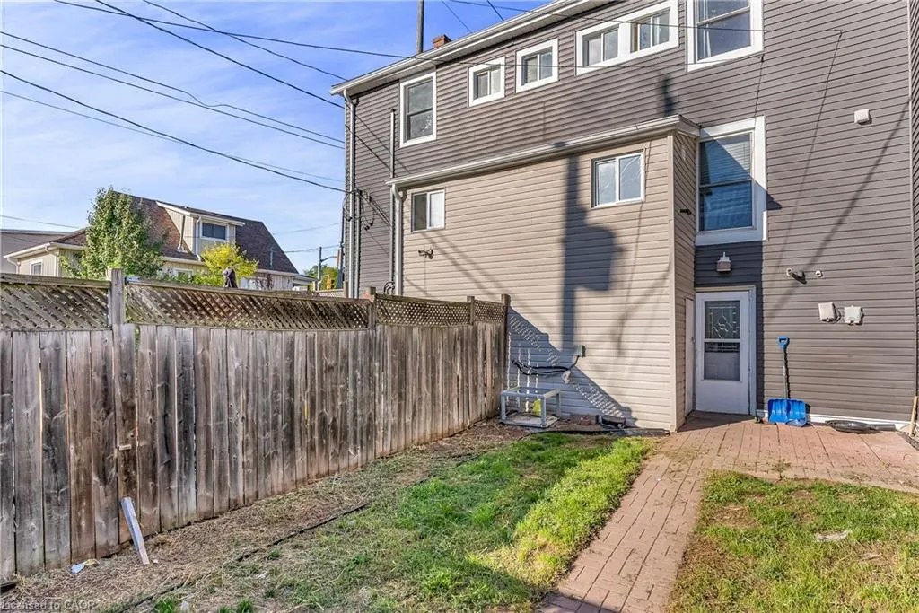 1304 -1306 King Street E